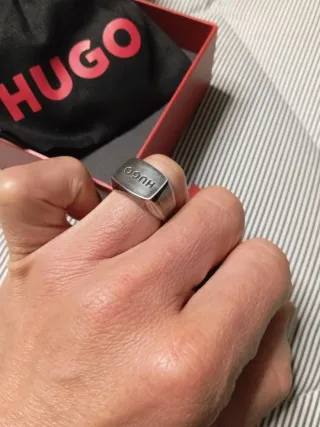 Anillo Hugo Boss Hombre Negro/Plata. A estrenar