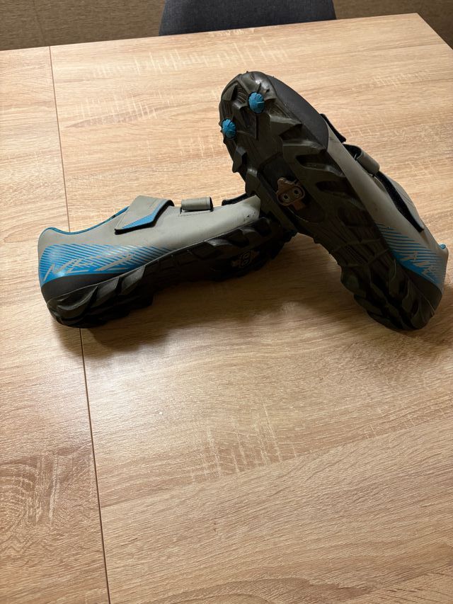 Shimano ME200 Talla 47 MTB con calas