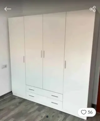 Armario blanco de madera