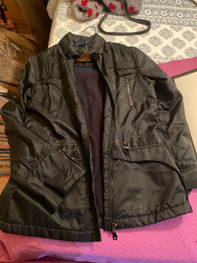 Chaqueta impermeable mujer Talla 40 NO ES DE MARCA