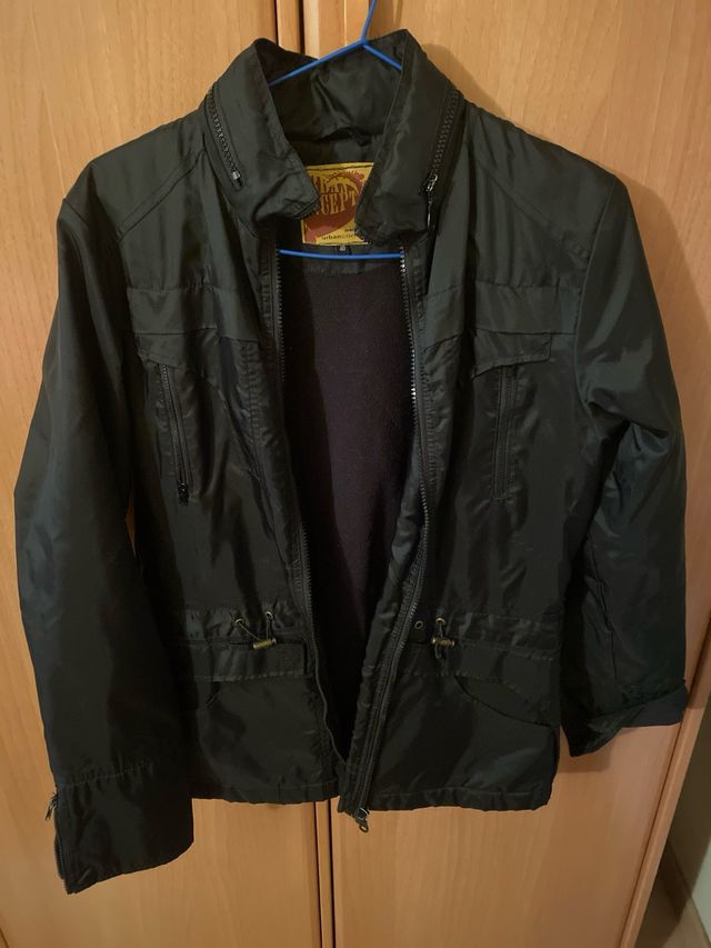 Chaqueta impermeable mujer Talla 40 NO ES DE MARCA