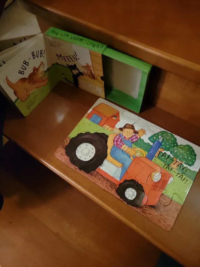 La Granja Sorollosa - Llibre Trencaclosques