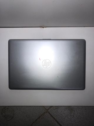 HP Laptop 15-da0xxx (i3-7ª Gen)
