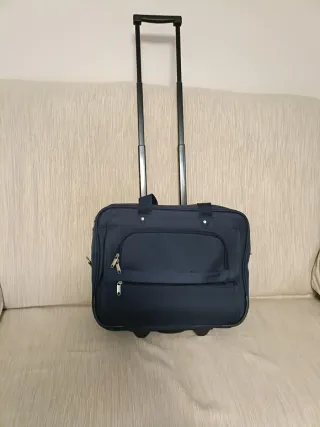 Maletín ejecutivo con ruedas azul