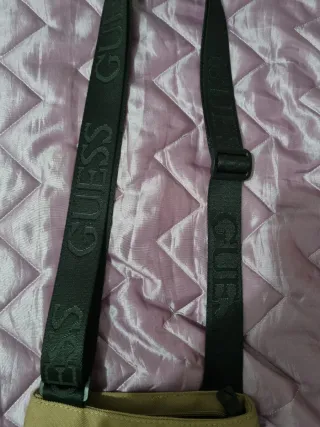 Bandolera Guess