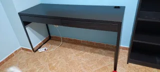 Escritorio  negro marron