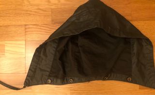 Cazadora Zara mujer encerada verde caqui