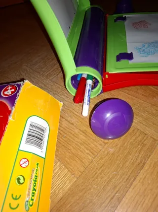Pupitre Crayola Multi-Actividades