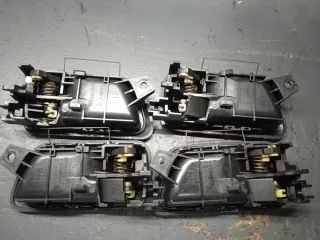 Manetas Interior Puerta - Montero - V60 - V70.