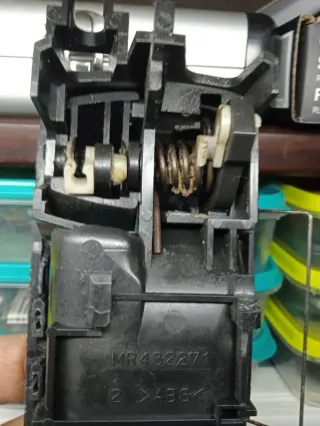 Manetas Interior Puerta - Montero - V60 - V70.