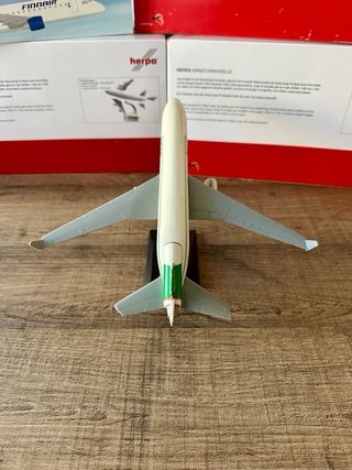 Modellino MD11 Eva Air