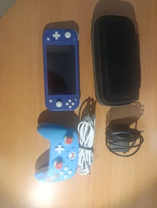 Nintendo Switch Lite Blu + Accessori