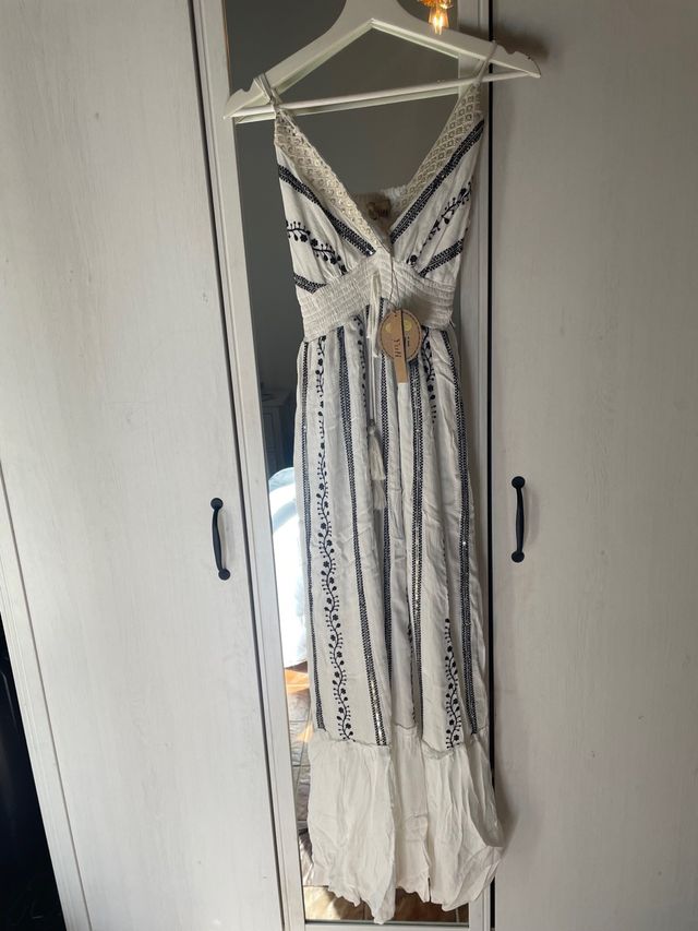 Vestido largo blanco y negro