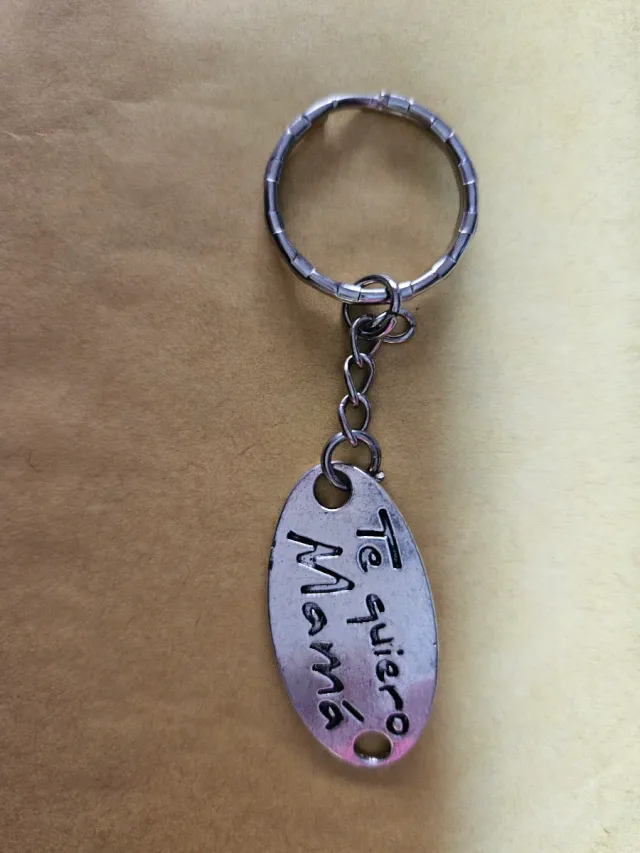 Llavero Te quiero Mamá o Abuela