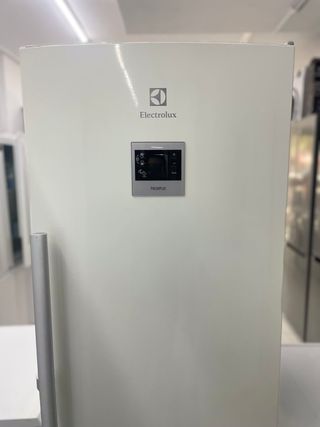 SUPER OFERTA Nevera Electrolux y Lavadora Siemens