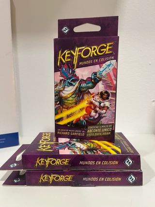 Mazos de cartas Keyforge