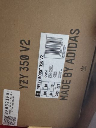 Adidas Yeezy 350 Boost V2 Zebra