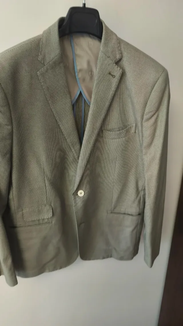 Blazer elegante beige y gris