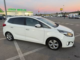 KIA Carens 2016