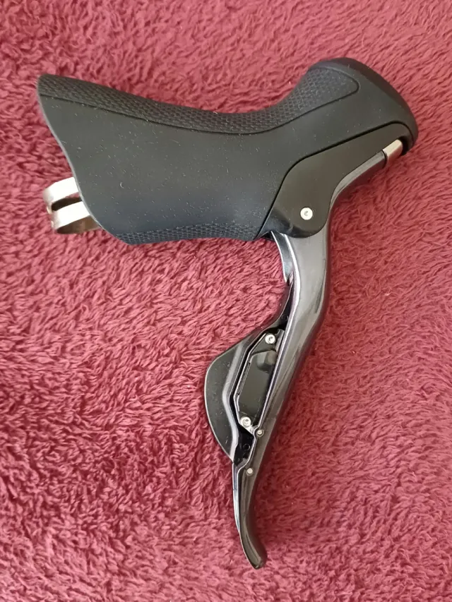 Shimano Ultegra Di2 11v -Manetas-