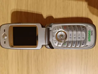 Motorola V360 Plata/Gris