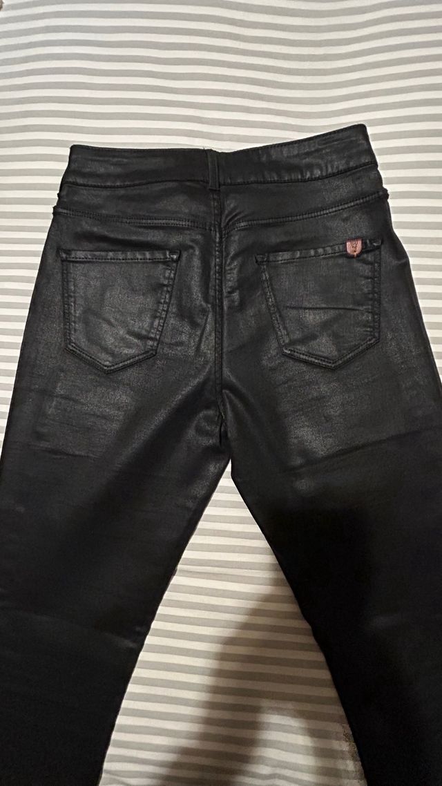 Pantalón negro Massimo Dutti Talla 38