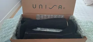 Botas altas UNISA ante negro mujer