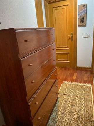 Dormitorio-cabecero mesillas-comoda