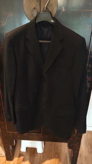 Traje negro hombre