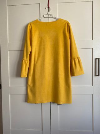 Abrigo amarillo mostaza manga trompeta de Only T S