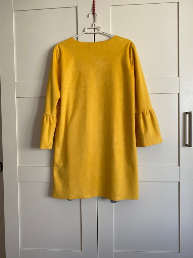 Abrigo amarillo mostaza manga trompeta de Only T S