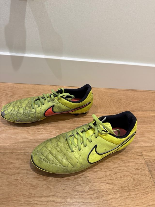 Botas de fútbol Nike Tiempo AG Amarillas