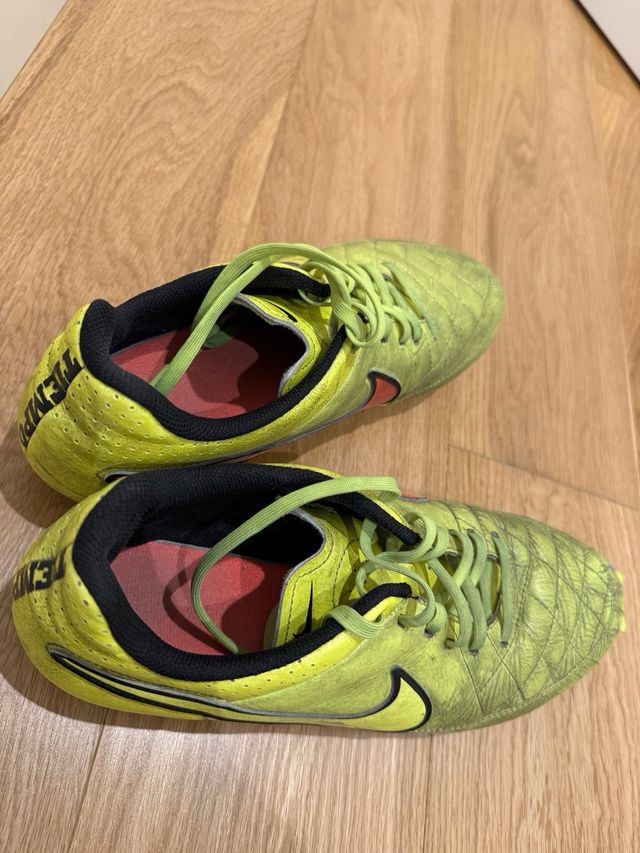 Botas de fútbol Nike Tiempo AG Amarillas