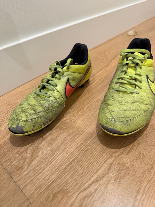 Botas de fútbol Nike Tiempo AG Amarillas