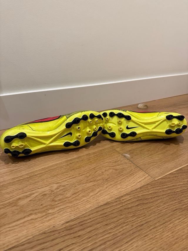 Botas de fútbol Nike Tiempo AG Amarillas