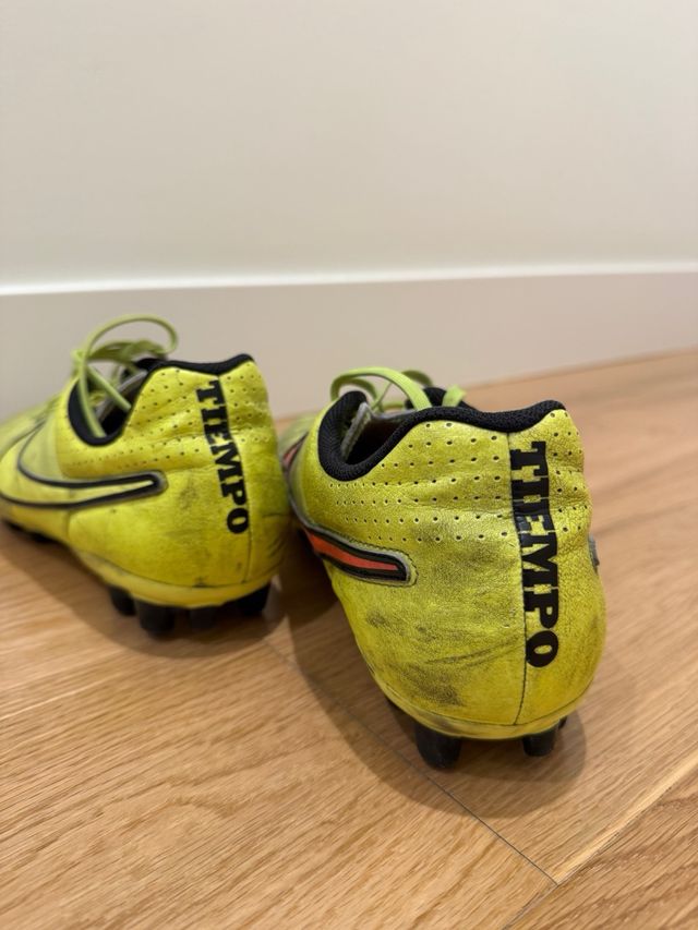 Botas de fútbol Nike Tiempo AG Amarillas