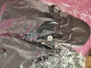 Chanclas de dedo con estampado de copos de nieve