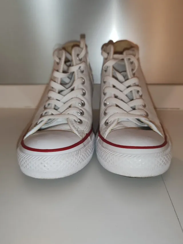 Converse con cuña