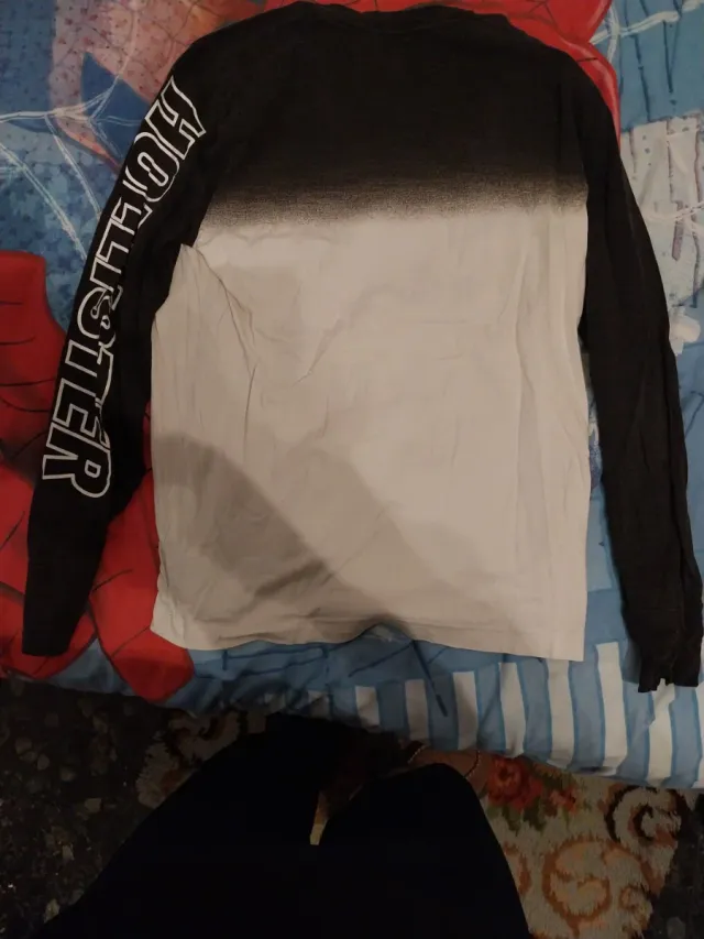Camiseta Hollister manga larga
