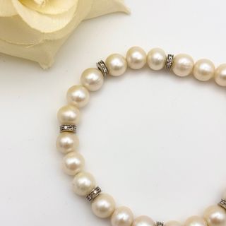 Pulsera de perlas con oro 18kt y diamantes