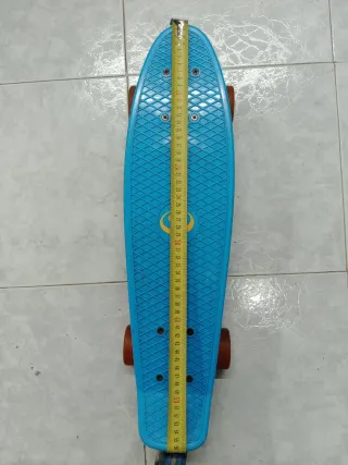 Monopatín azul para niños