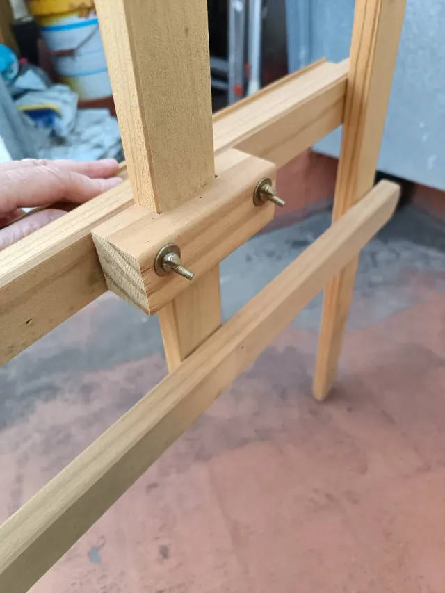 Caballete de madera para artista