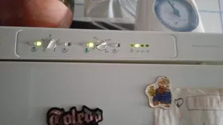 Frigorífico y congelador blanco