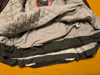 Chaqueta Moto Triumph Negra y Gris