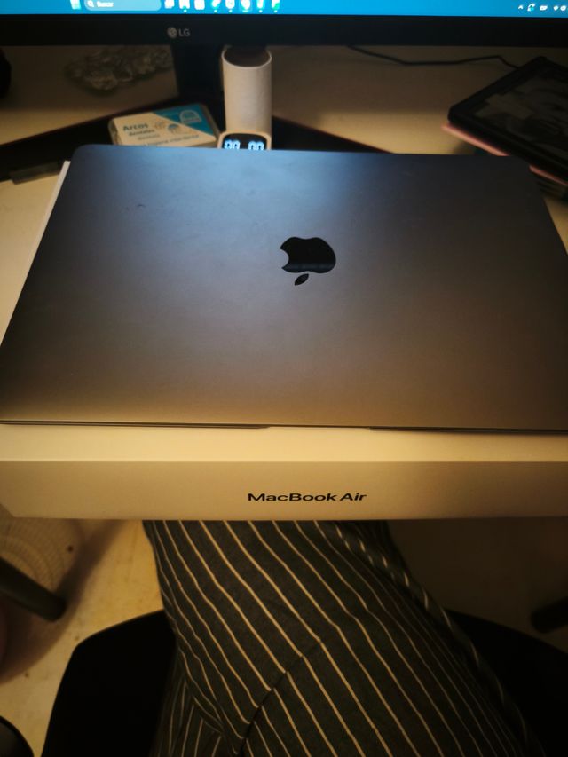 MacBook Air M1 8GB RAM 512GB SSD
