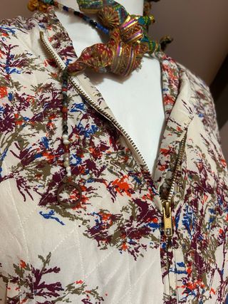 Chaqueta BRUUNS BAAZAR floral