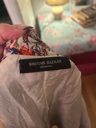 Chaqueta BRUUNS BAAZAR floral
