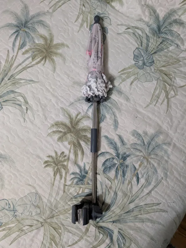 Sombrilla Cochecito Muñecas De Cuevas Toys