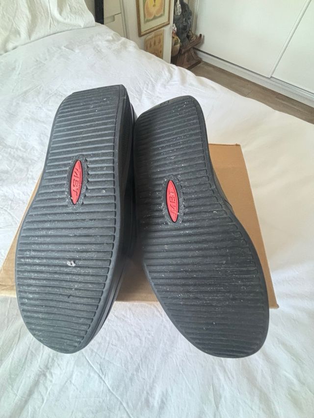 Zapatos MBT Talla 37 Negros
