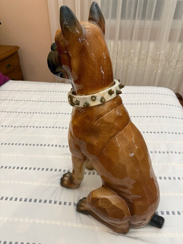 Figura Perro Boxer Cerámica medidas 63cm